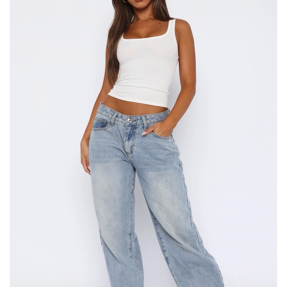 White Fox boutique Bring The Style Low Rise Wide Leg Jeans Light Blue Wash